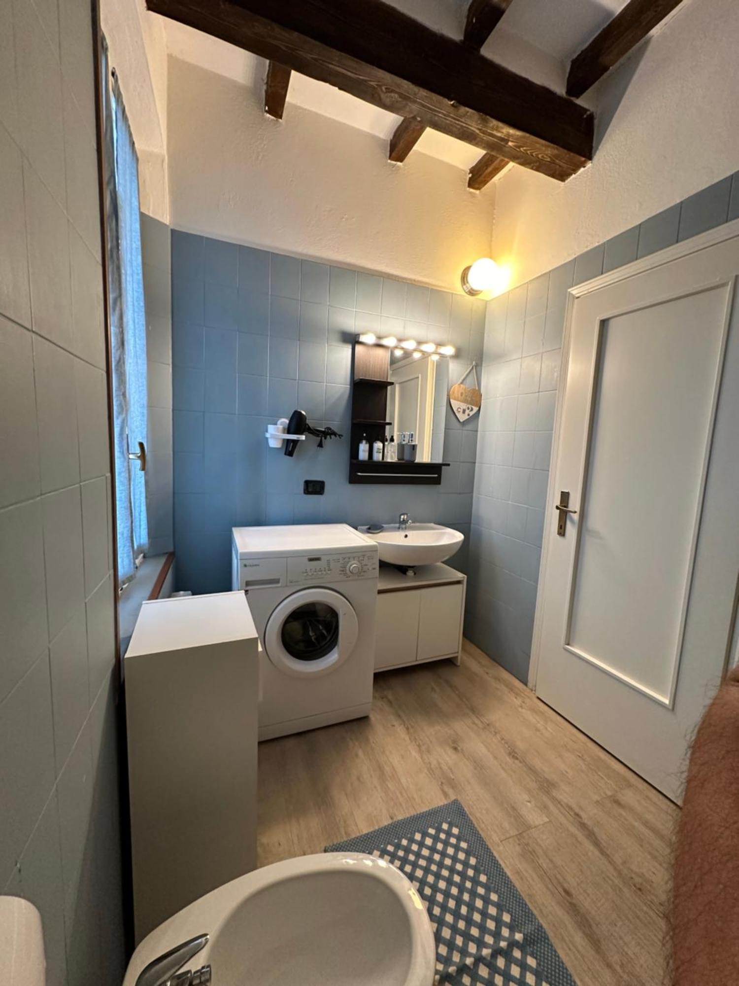 Apartament Aosta 3 Parma Zewnętrze zdjęcie